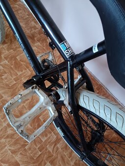 BMX - 6