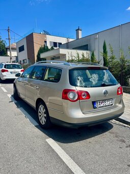 Predám VW Passat B6 Variant 2.0 TDI Highline 103kW Diesel - 6