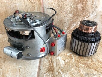 Jawa panelka 250 - zapalovanie 50 W po GO, mínus pól - 6