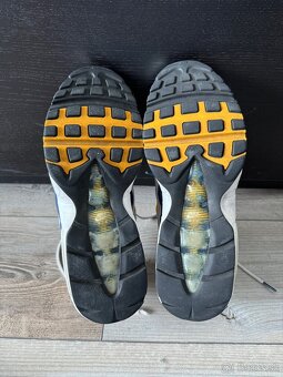 Nike Air max 95 Michigan - 6