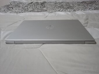 HP. i7-8.gen. 4-jadro.8 GB DDR4. 15,6" FHD. SSD 256GB+500GB - 6