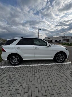 Mercedes-Benz GLE 350d 4matic - 6