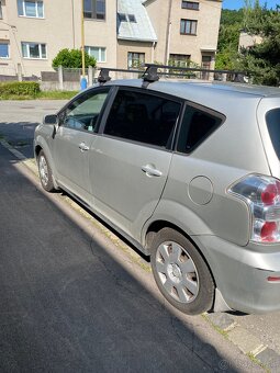 Toyota Corolla VERSO - 6
