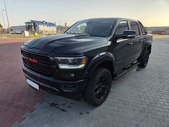 DODGE RAM 1500 LARAMIE 5.7 HEMI V8 401PS FULL LED KOLESO 22 - 6