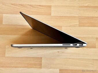 MacBook Pro 15" i7-2,2GHz/16GB/256GB, NOVÁ BATÉRIA,TOP STAV - 6