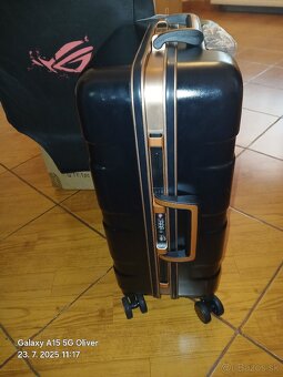 Predám nový cestovný kufor ASUS ROG RANGER SUITCASE 24" - 6