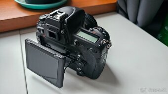 NIKON D750 + objektívy a battery grip - 6