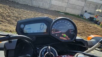 Yamaha XJ6 (2009), 57 kW – 69 900 km, české značky, výbava - 6