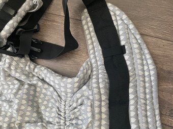 ergonomicky nosič - 6