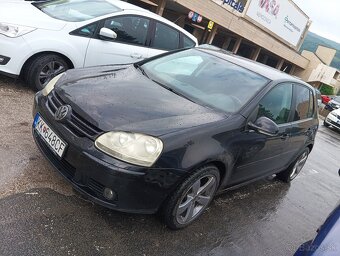 Wolkswagen Golf5 - 6