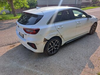 Kia ceed 3 - 6
