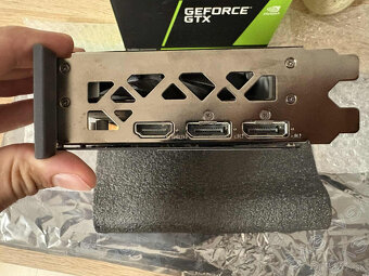 Predám grafiku EVGA GTX 1650 SC ULTRA GAMING - 6