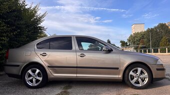 Škoda Octavia - 6