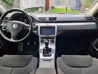 Volkswagen Passat B6 variant 2.0 TDI 2009 - 6