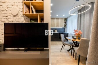 SVÄTOPLUKOVA - 3IZBOVÝ BYT, KTORÝ VÁM VYRAZÍ DYCH UŽ PRED OB - 6