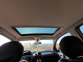 Opel Corsa 1.0 benzín 2005 - 6