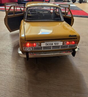 Škoda 100 deagostini 1:8 - 6