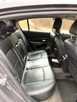 Chevrolet cruze2.0 - 6