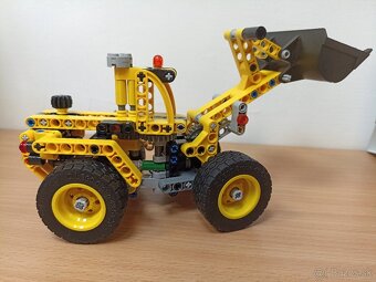 LEGO Technic - Stavebné stroje - 42023, 42032, 8045 - 6