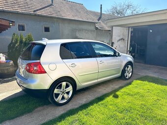 Golf 5 1.9 tdi 77 kW - 6
