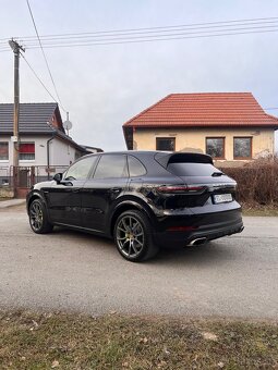 Porsche Cayenne E-Hybrid 4x4 - 6