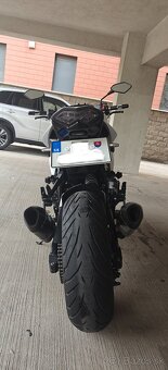 Kawasaki Z1000 - 6
