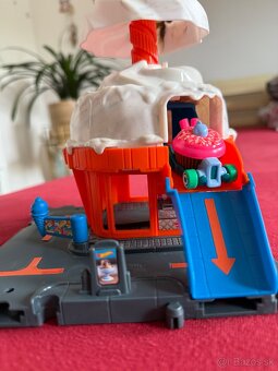 Hot wheels - mini garaz a auticko - 6