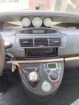 Predám Peugeot 807 2.2 HDi, 8-miest - 6