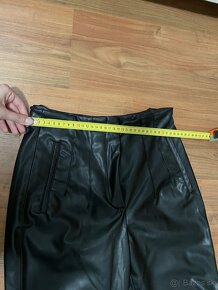 Zara koženkové nohavice - 6