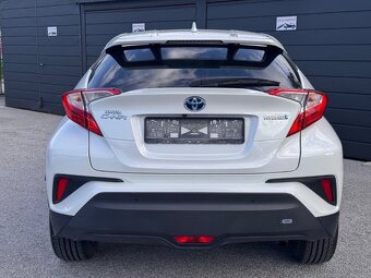 Toyota C-HR 1.8 Hybrid Executive E-CVT FWD - 6