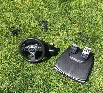 Logitech driving force GT - 6