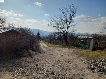 Predám pozemok 715 m2 vo Zvolene - 6