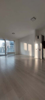 Krásny NEZARIADENÝ slnečný byt s terasou - 6