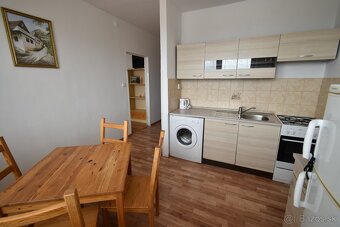 Malacky:Ponúkame priestranný 1 izb.byt Štúrova ul. - 6