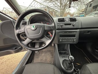 Škoda Roomster Scout - 6