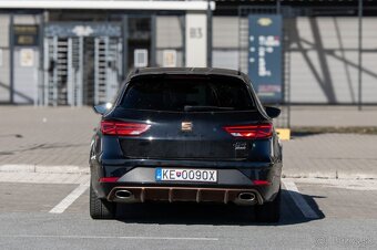 Seat Leon ST Cupra / 221 kW / A/T 7 / 2018 - 6