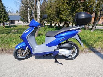 Honda Dylan 125 - 6