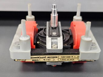 Gramofón Tesla NC142 plne funkčný - 6