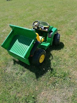 Elektrické autíčko Peg Perego John Deere - 6
