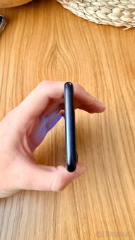 Apple iPhone 7, 128 GB - 6