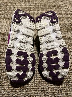 6x Dámské běžecké sportovní boty Hoka - 6