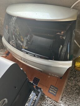 Toyota Avensis combi - 6