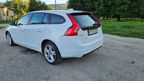 Volvo V60 2016 2,0 diesel 110kW automat - 6