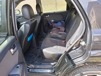 KIA SPORTAGE 2,0 CRDI 4X4 - 6
