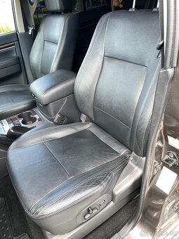 Mitsubishi Pajero 3.2 - 6