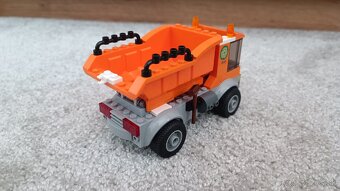 Lego city 60220 Smetiarske auto - 6