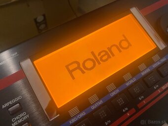 Roland juno g - 6
