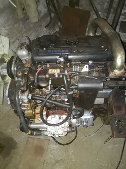 motor perkins - 6