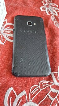 Samsung Galaxy Xcover 4 - 6