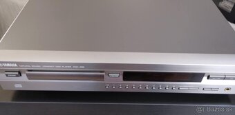 CD PREHRAVAC YAMAHA  CDX 496 - 6